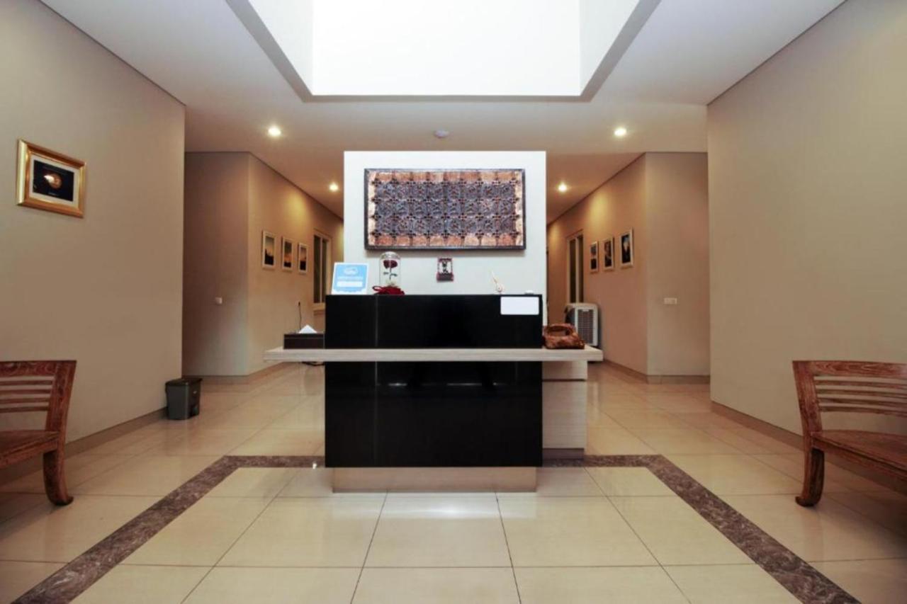 Home 899 Patal Senayan Джакарта Екстериор снимка